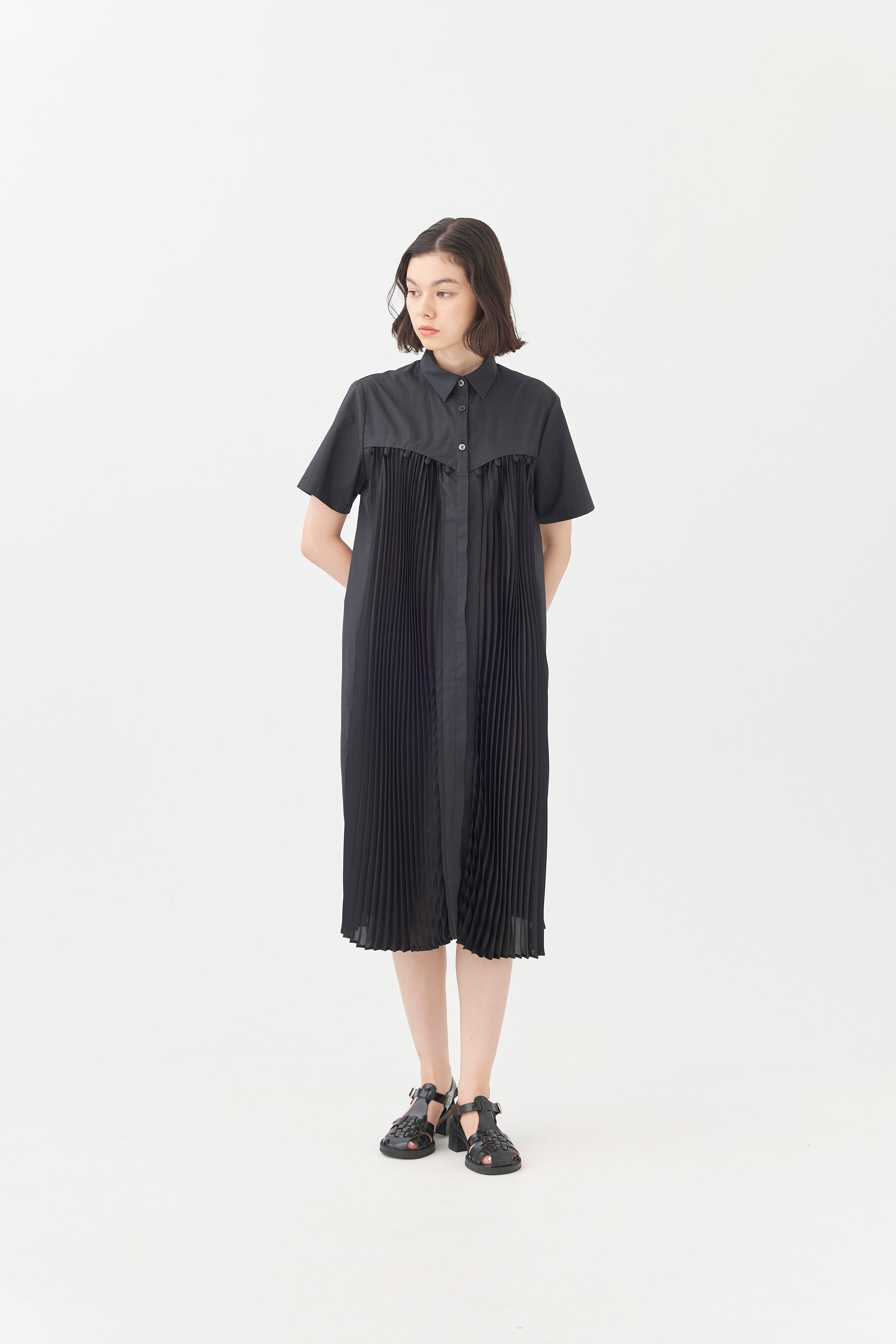 【lOr】Pleats Shirt Dress charcoal